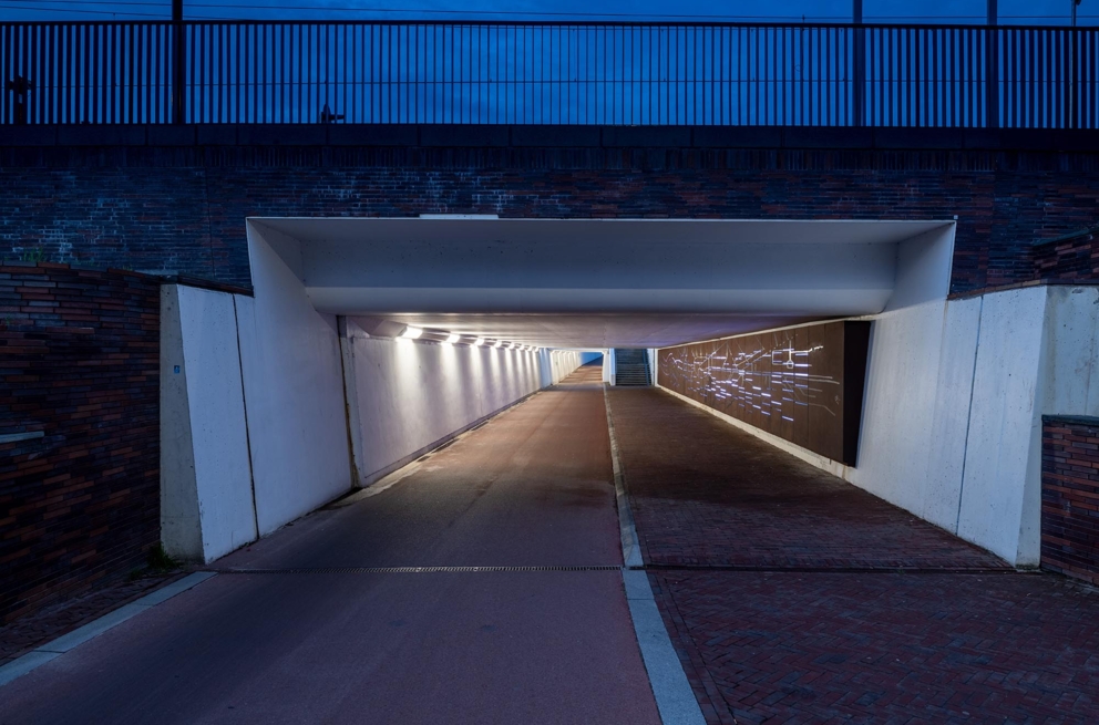 Lightronics VENTEGO armaturen in de stationstunnel in Assen