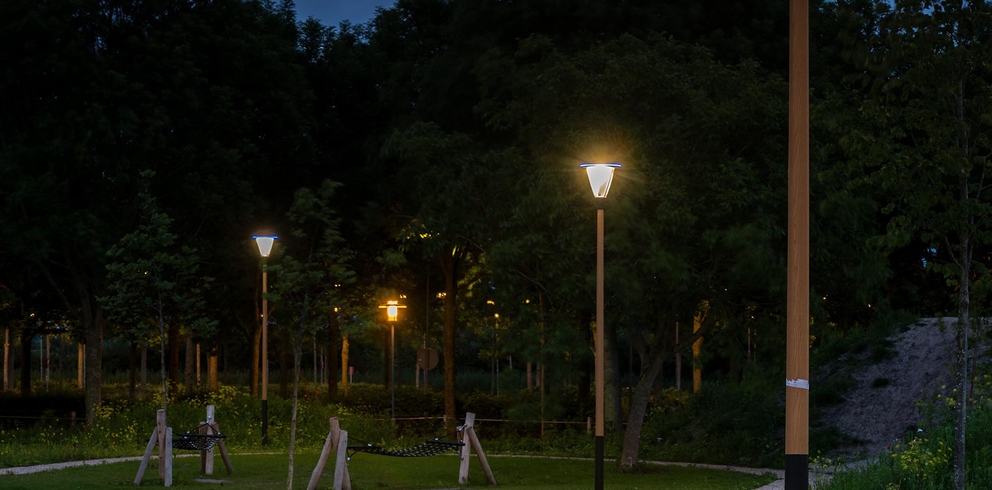 Lightronics PRUNUR A3 armatuur in een park